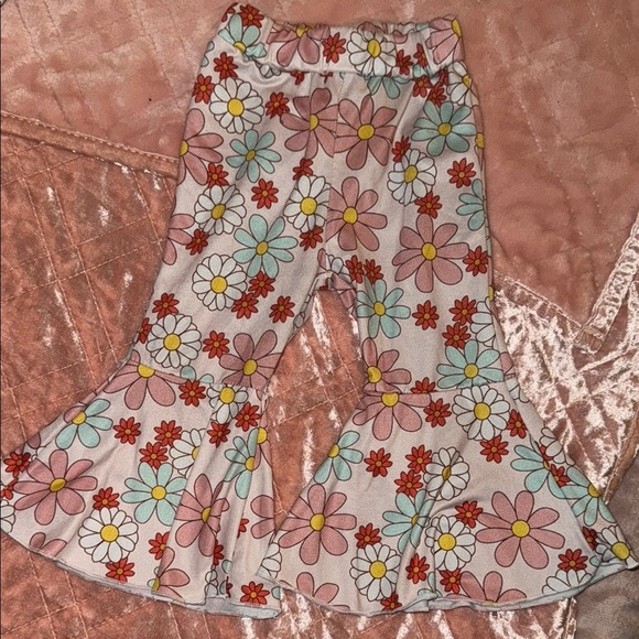 Boho Floral Flared Pant 🌼​ - Picture 4 of 6